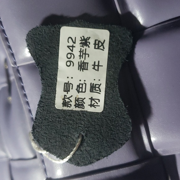 Inspired Shoulder Bag in Purple Cowhide with a Weighted Chain Strap - Picture 15 of 16